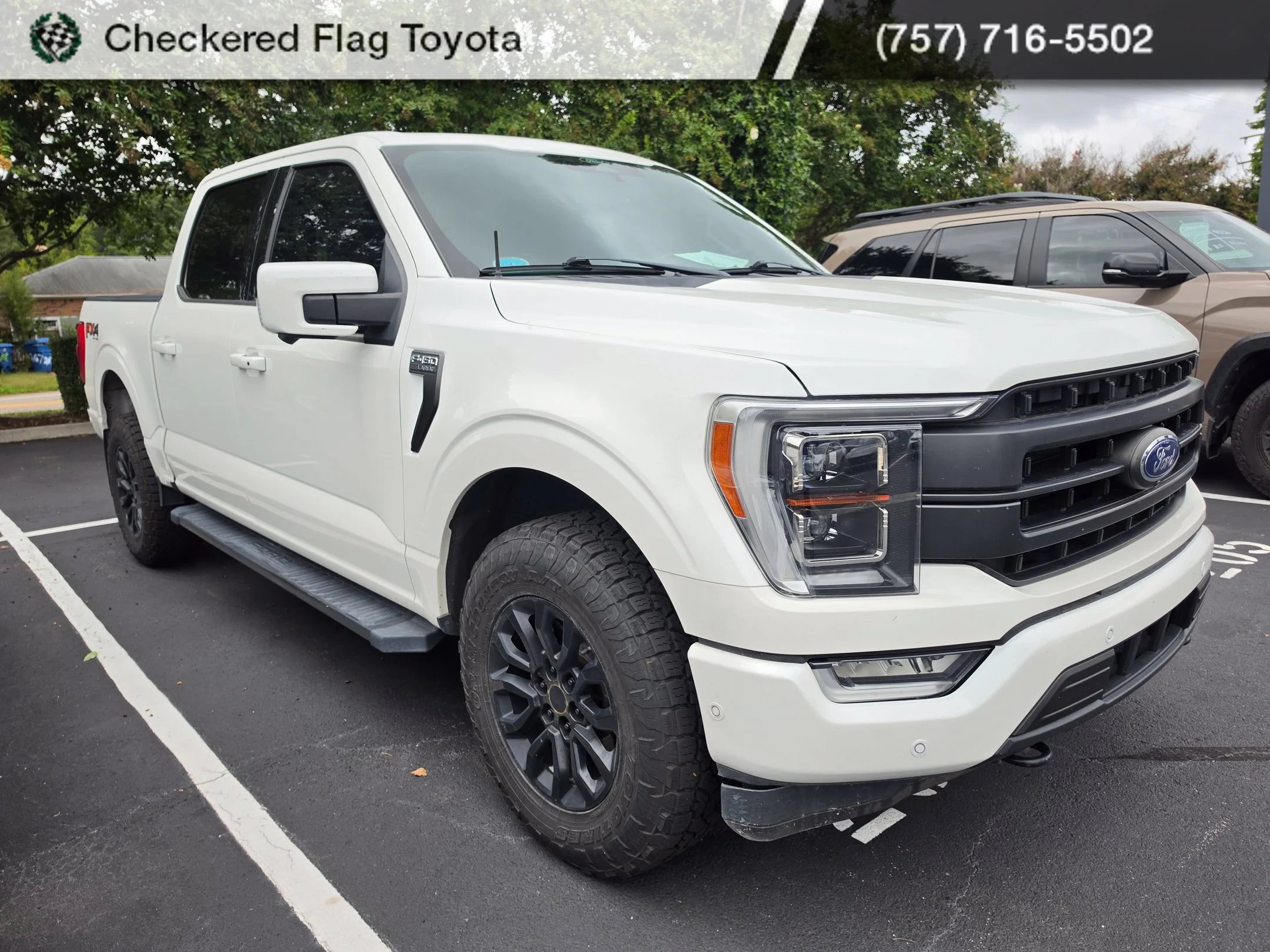 Used 2022 White Metallic Ford Lariat image 3