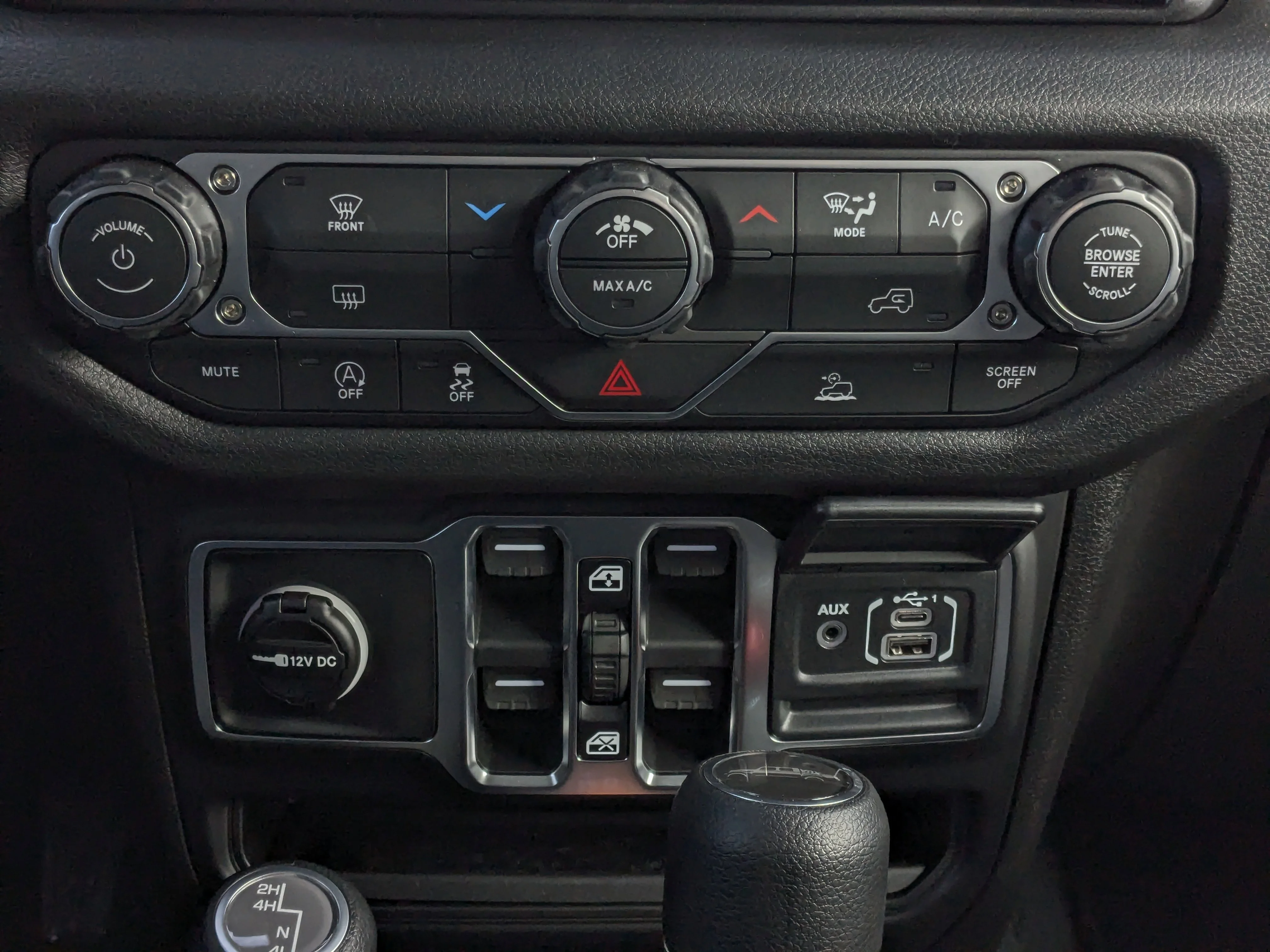 New 2026 Black Jeep Sport S - 12.3 Display - Freedom 3 piece HT - Shift on the Fly 4x4 & Tons More! image 20