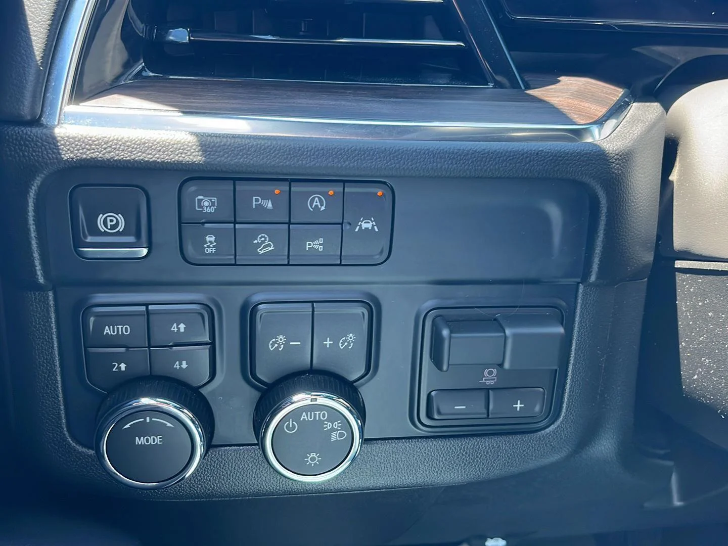 Used 2026 Black Chevrolet LS image 13