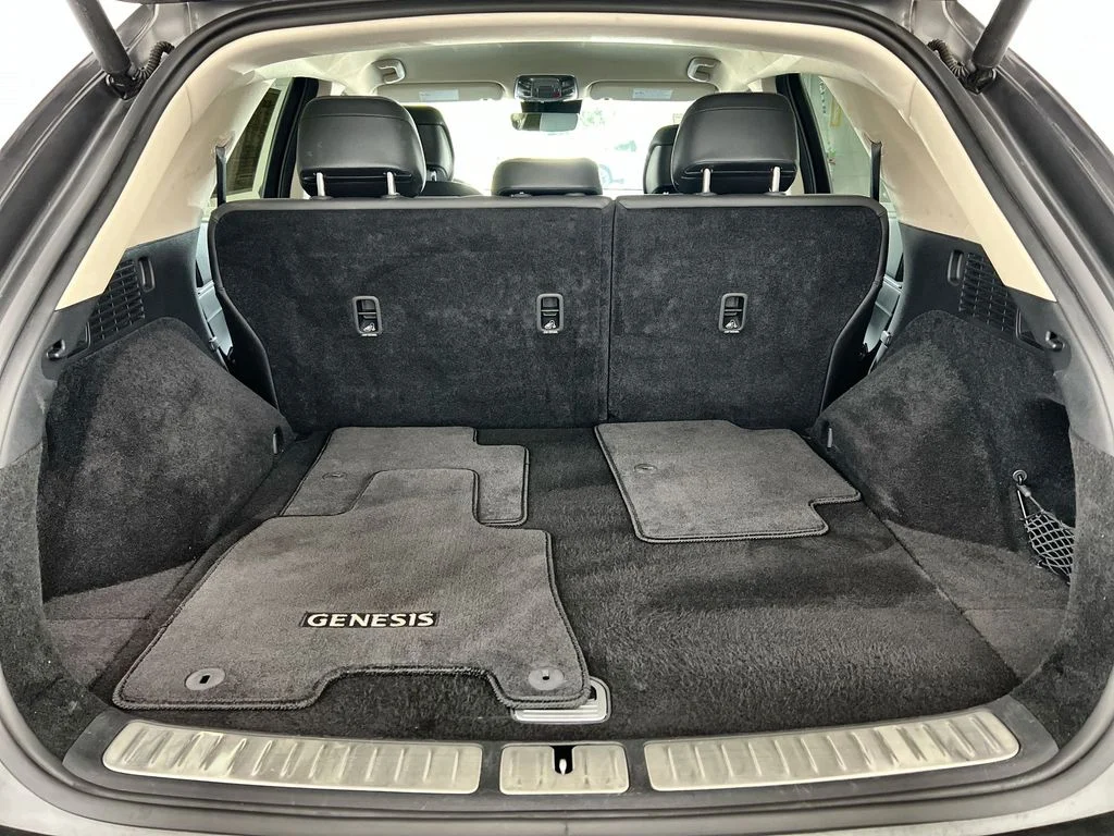 Used 2025 Gray Genesis 2.5T image 20