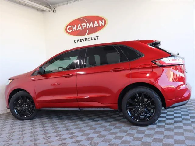 Used 2023 Red Ford ST-Line image 3