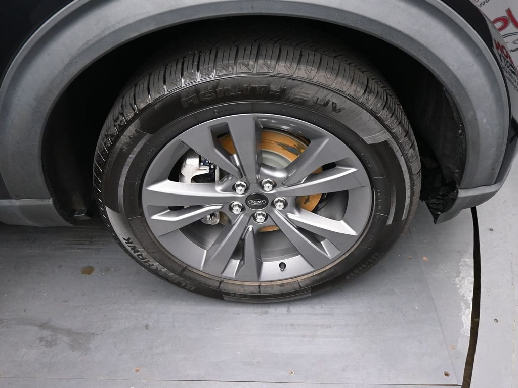 2021 Ford Explorer XLT - Photo 13