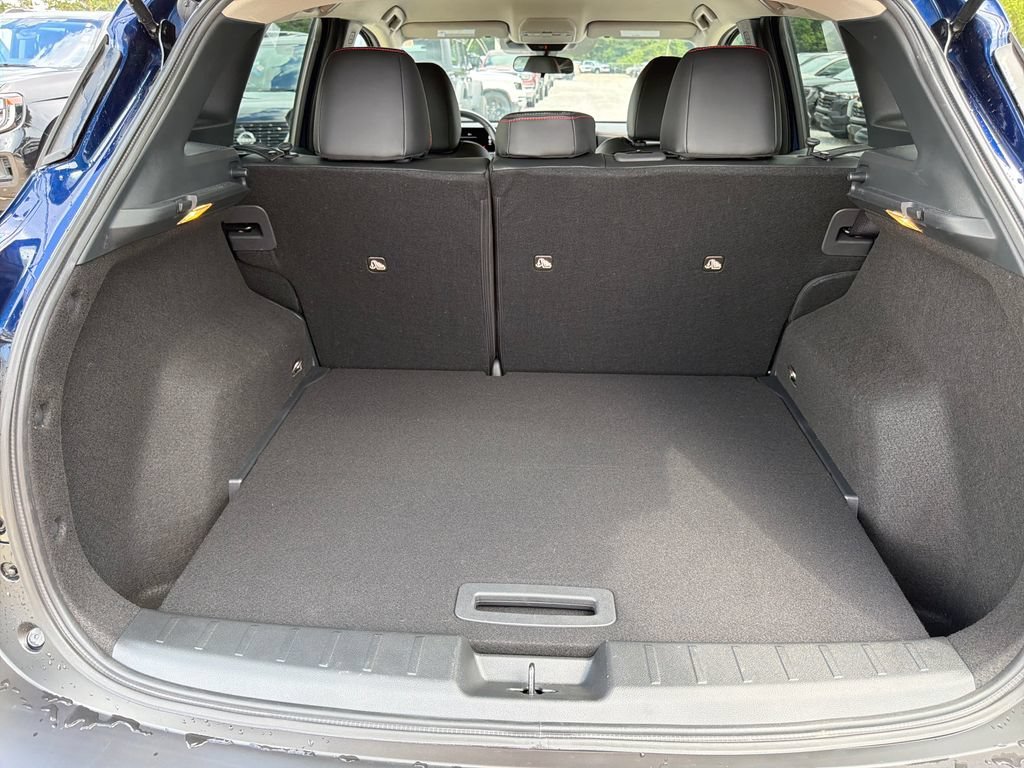 2026 Nissan KICKS SR - Photo 25