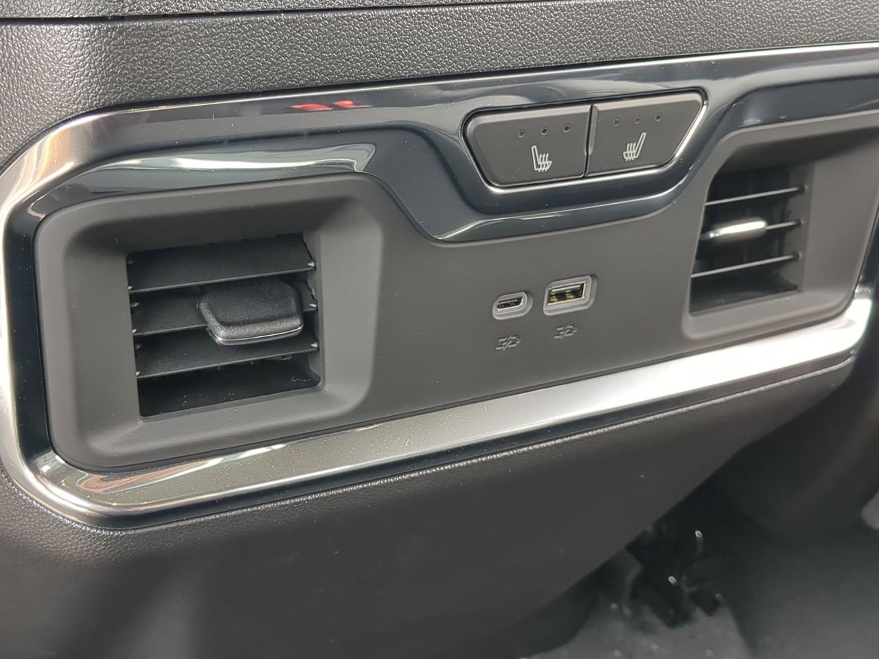 New 2026 Glacier White Tricoat GMC Denali image 21