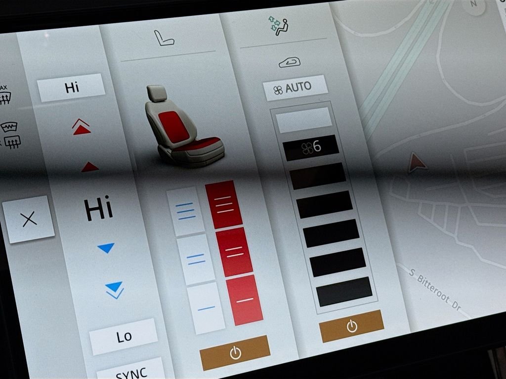 New 2026 Santorini Black LAND ROVER SE LWB 7-Seats / V8 image 22