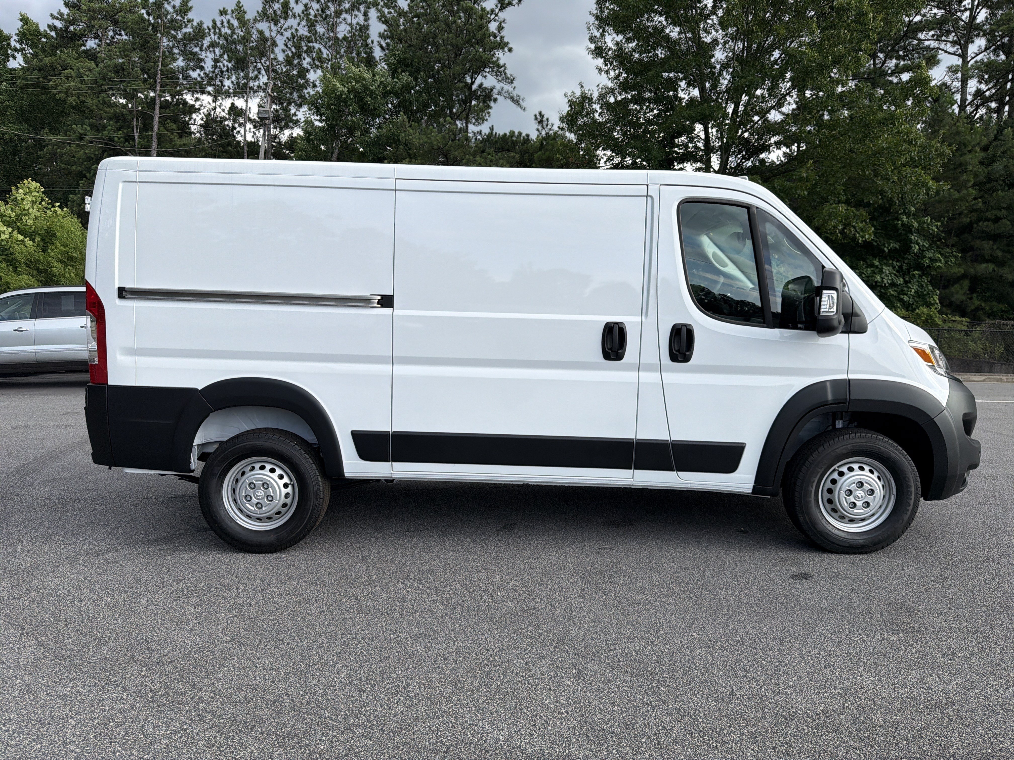 New 2026 Bright White Clearcoat Ram Tradesman image 9