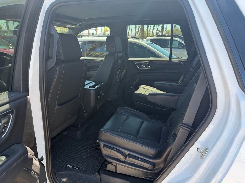 Used 2022 Summit White Chevrolet Z71 image 6