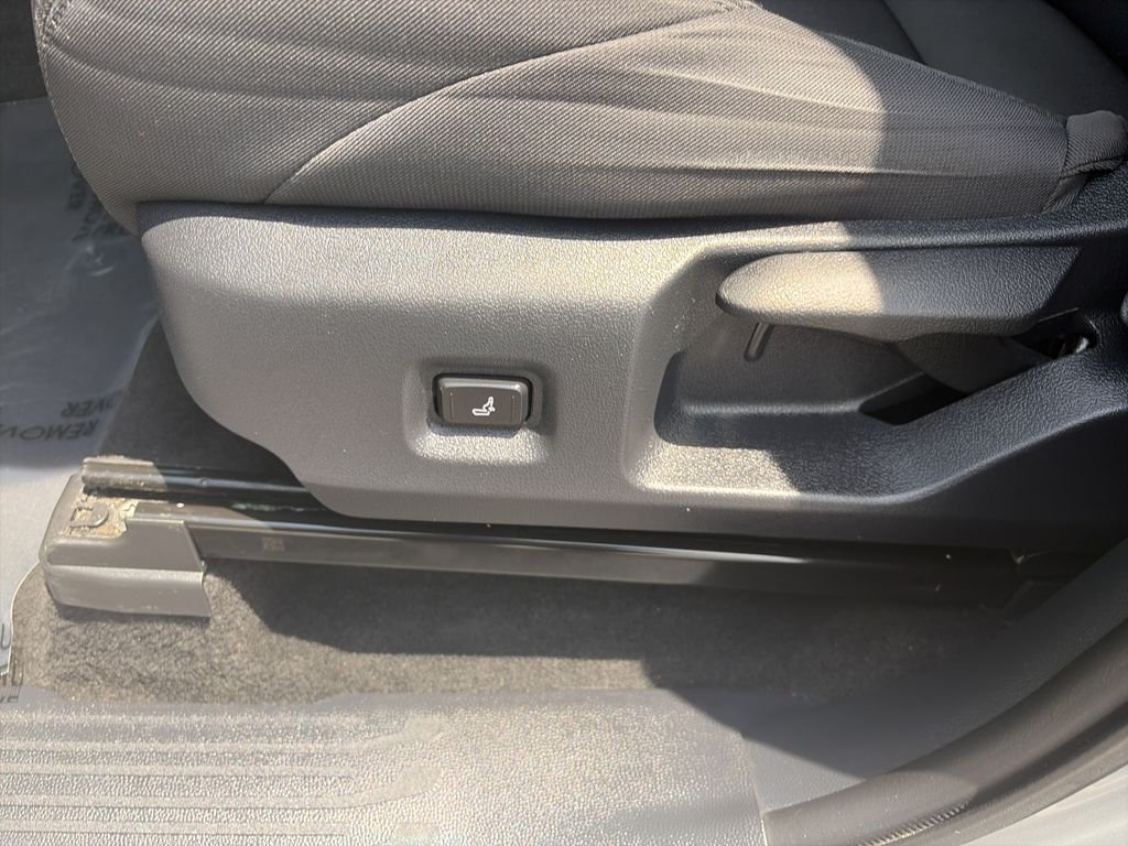 Used 2024 Silver Toyota SR image 13