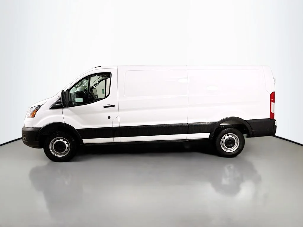 New 2026 Oxford White Ford Cargo Van image 4