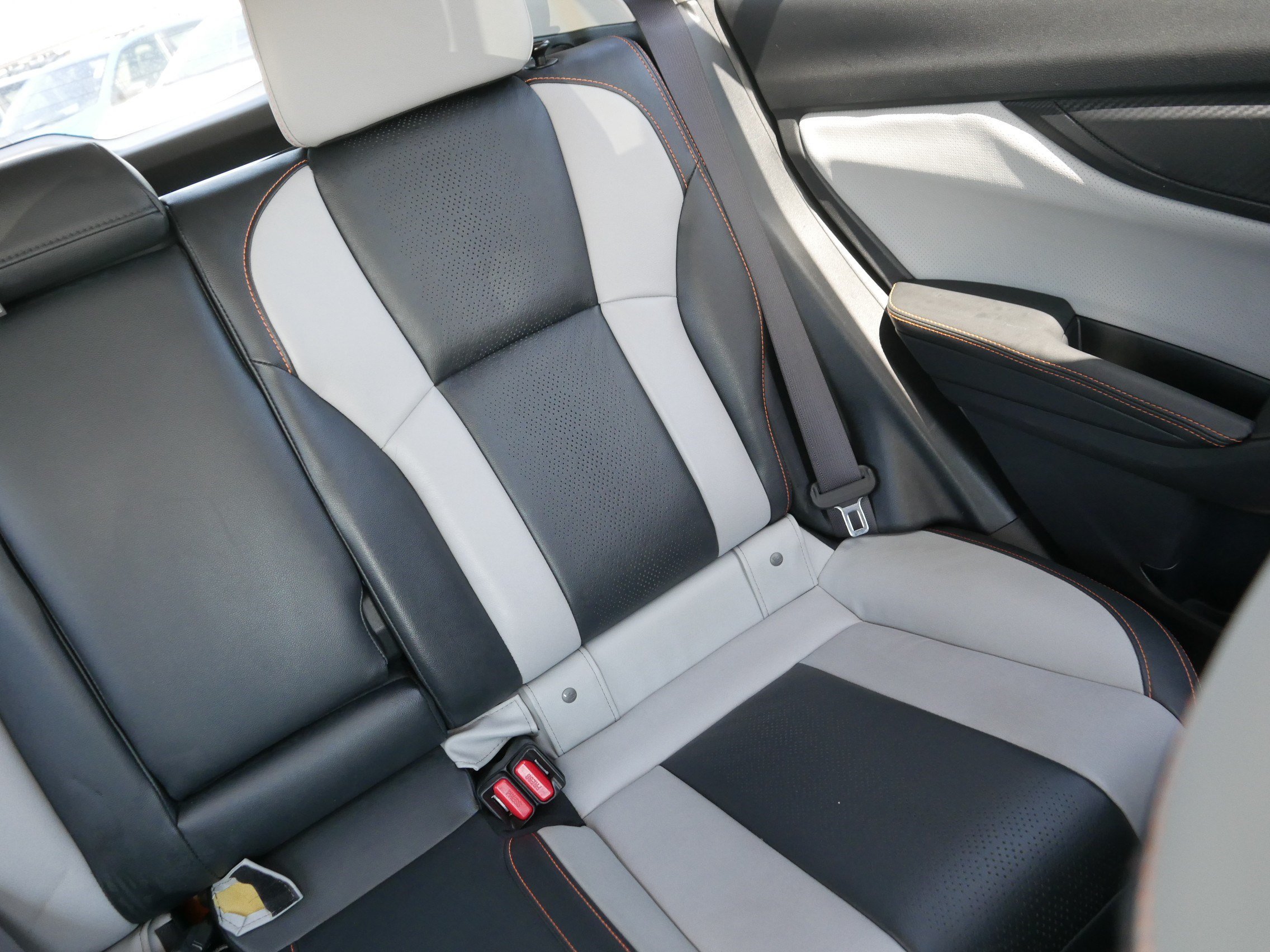 Used 2019 Sunshine Orange Subaru Limited image 14