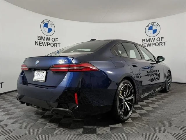 New 2026 Tanzanite Blue II Metallic BMW 530i xDrive image 6