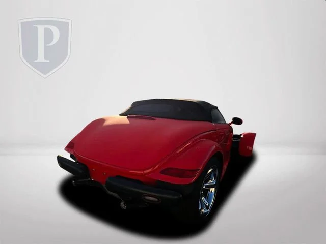 Used 2000 Red Plymouth  image 5