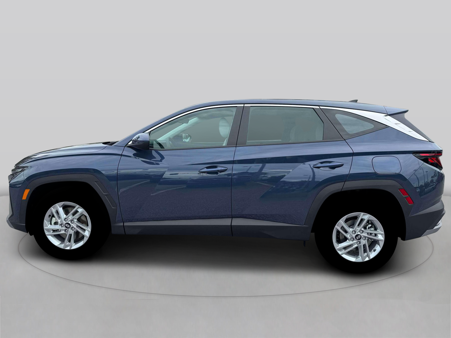 New 2026 Blue Hyundai SE FWD image 3