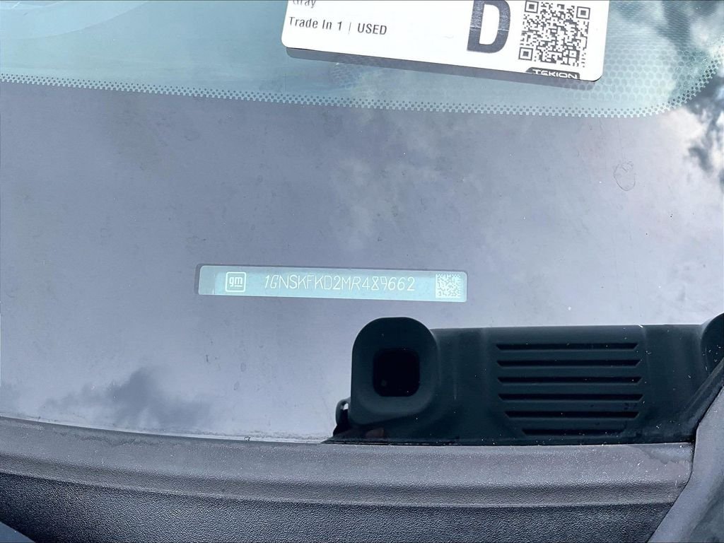 Used 2021 Gray Chevrolet Premier image 37