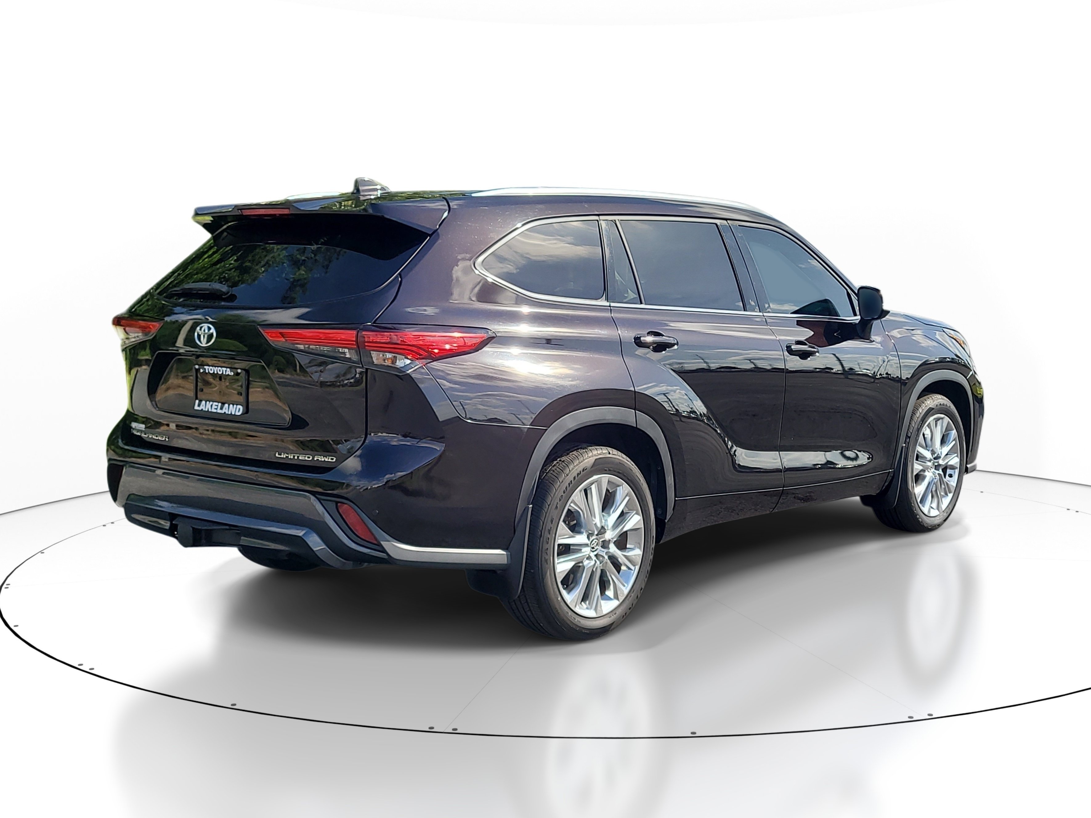 Used 2021 Amber Toyota Limited image 6