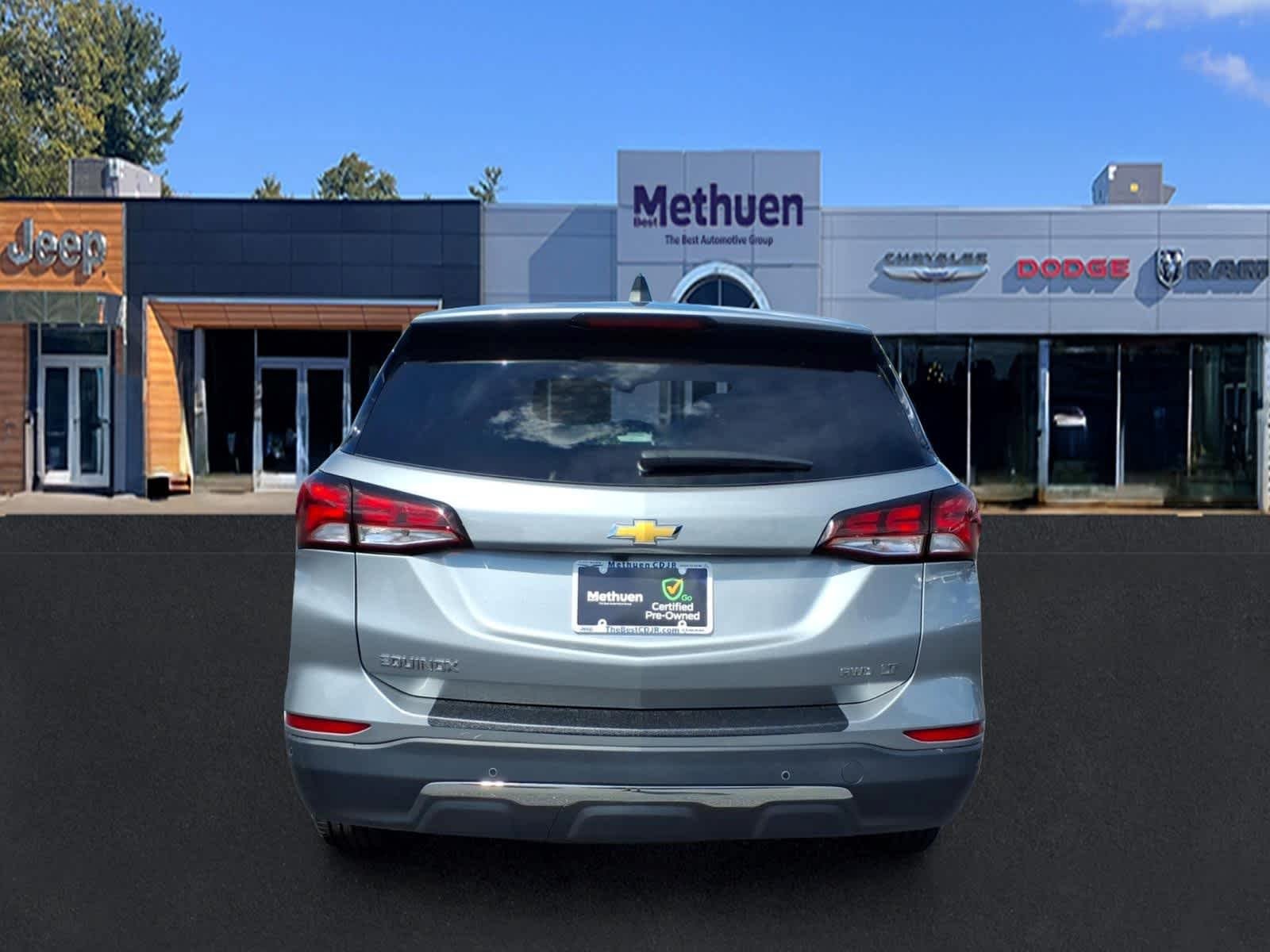 Used 2024 Sterling Gray Metallic Chevrolet LT image 5