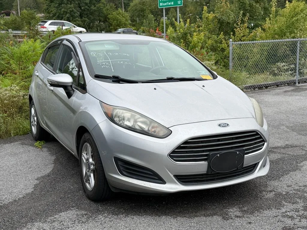 Used 2017 Silver Ford SE image 14