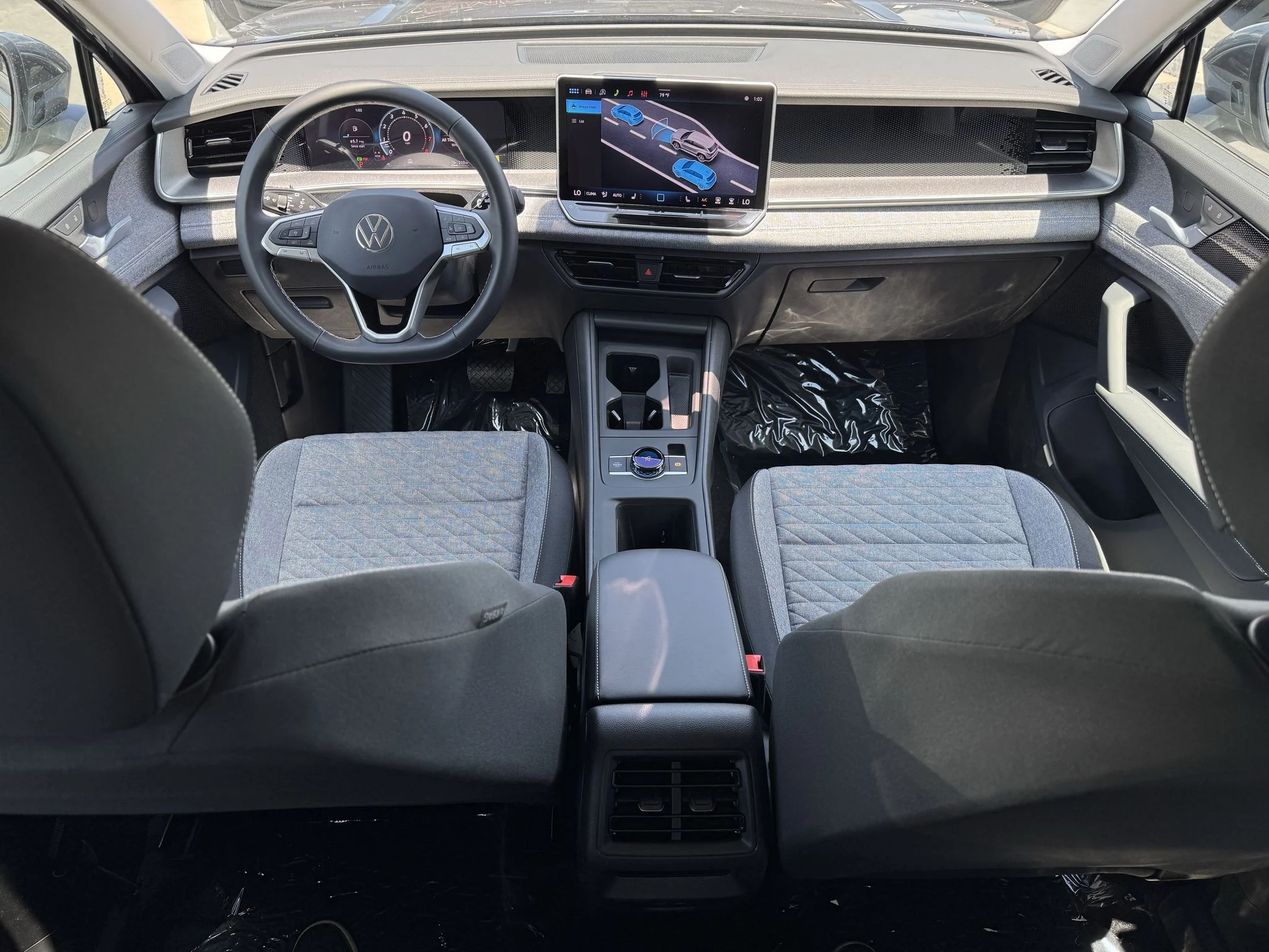 New 2026 Platinum Gray Metallic Volkswagen S image 28
