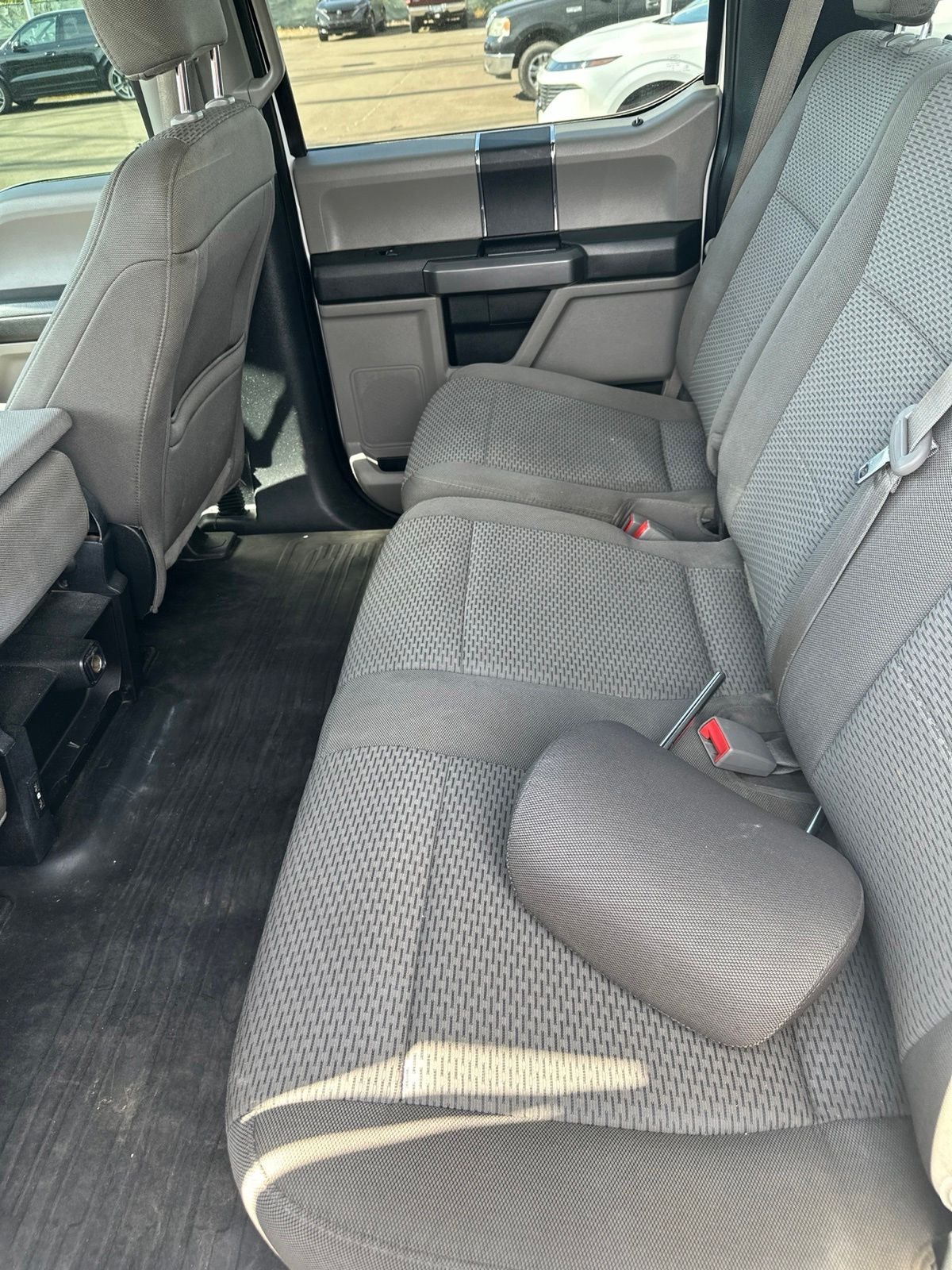 Used 2019 Oxford White Ford  image 2