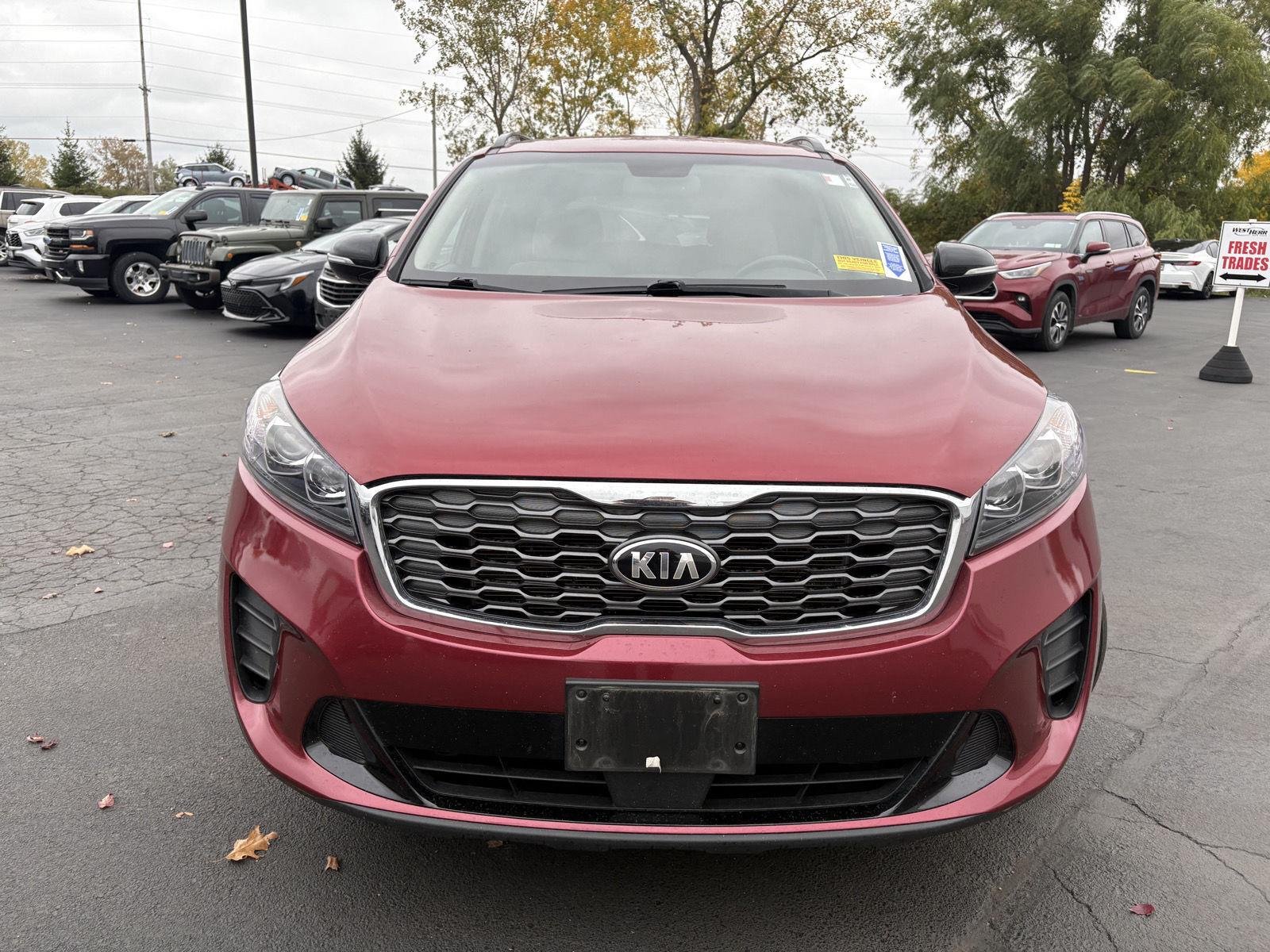 Used 2020 Passion Red Kia S V6 image 4