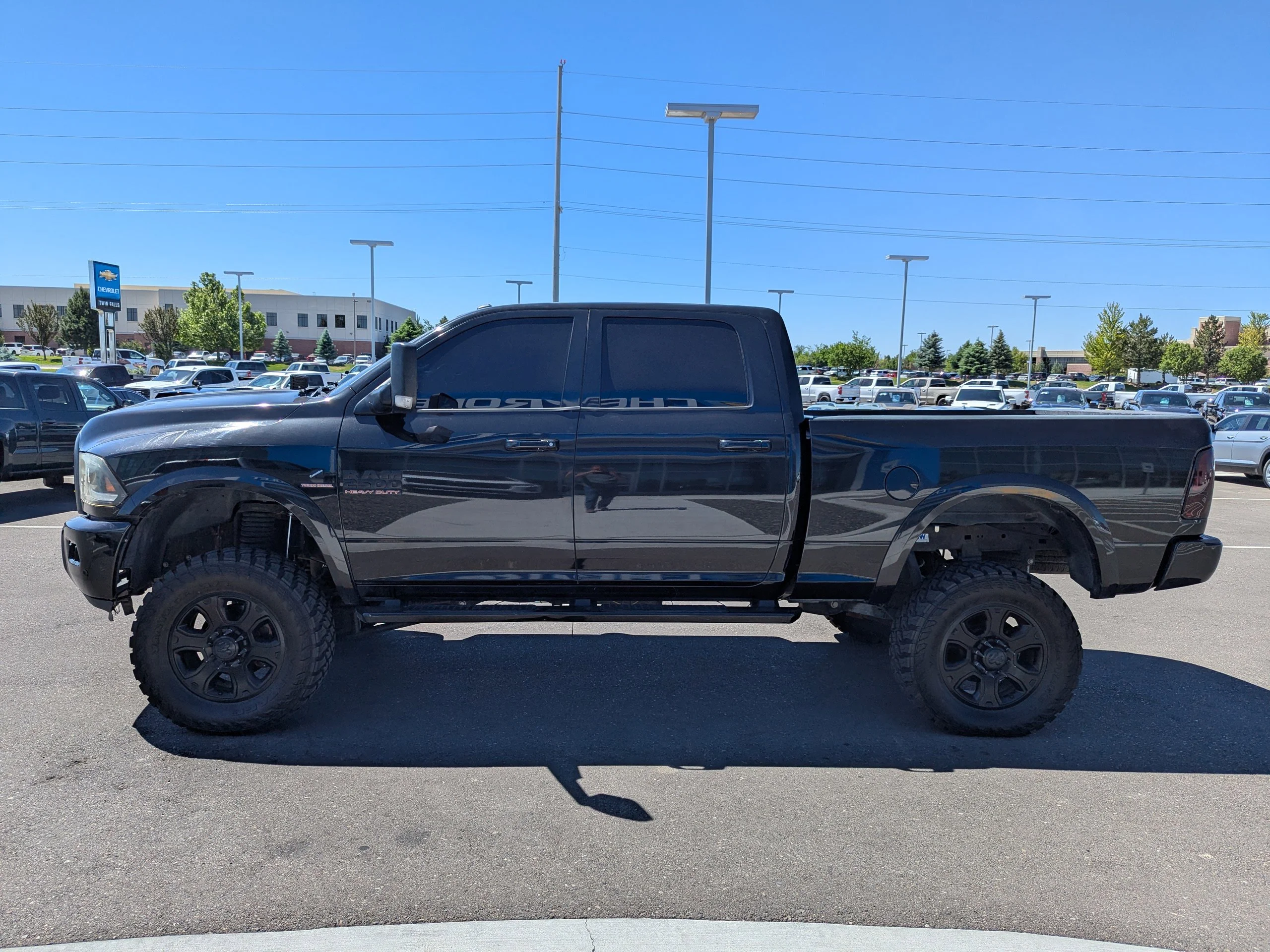 Used 2018 Brilliant Black Crystal Pearlcoat Ram Big Horn image 9