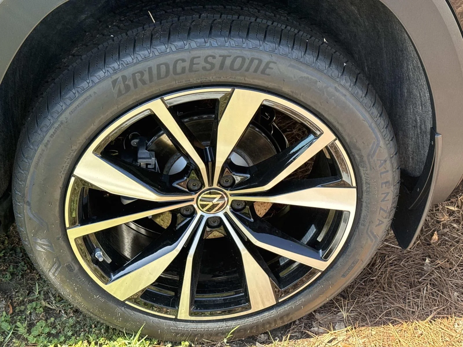 New 2026 Black Volkswagen 2.0T SEL Premium R-Line image 3