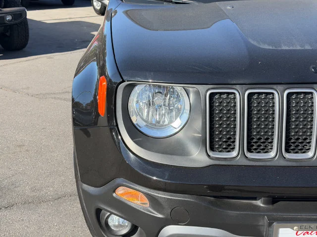 Used 2023 Black Jeep Latitude image 5