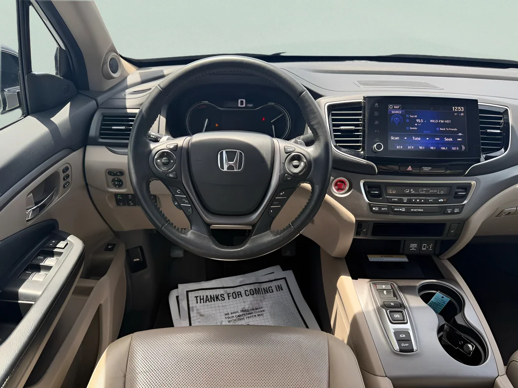 Certified Used 2022 Platinum White Pearl Honda RTL-E image 21