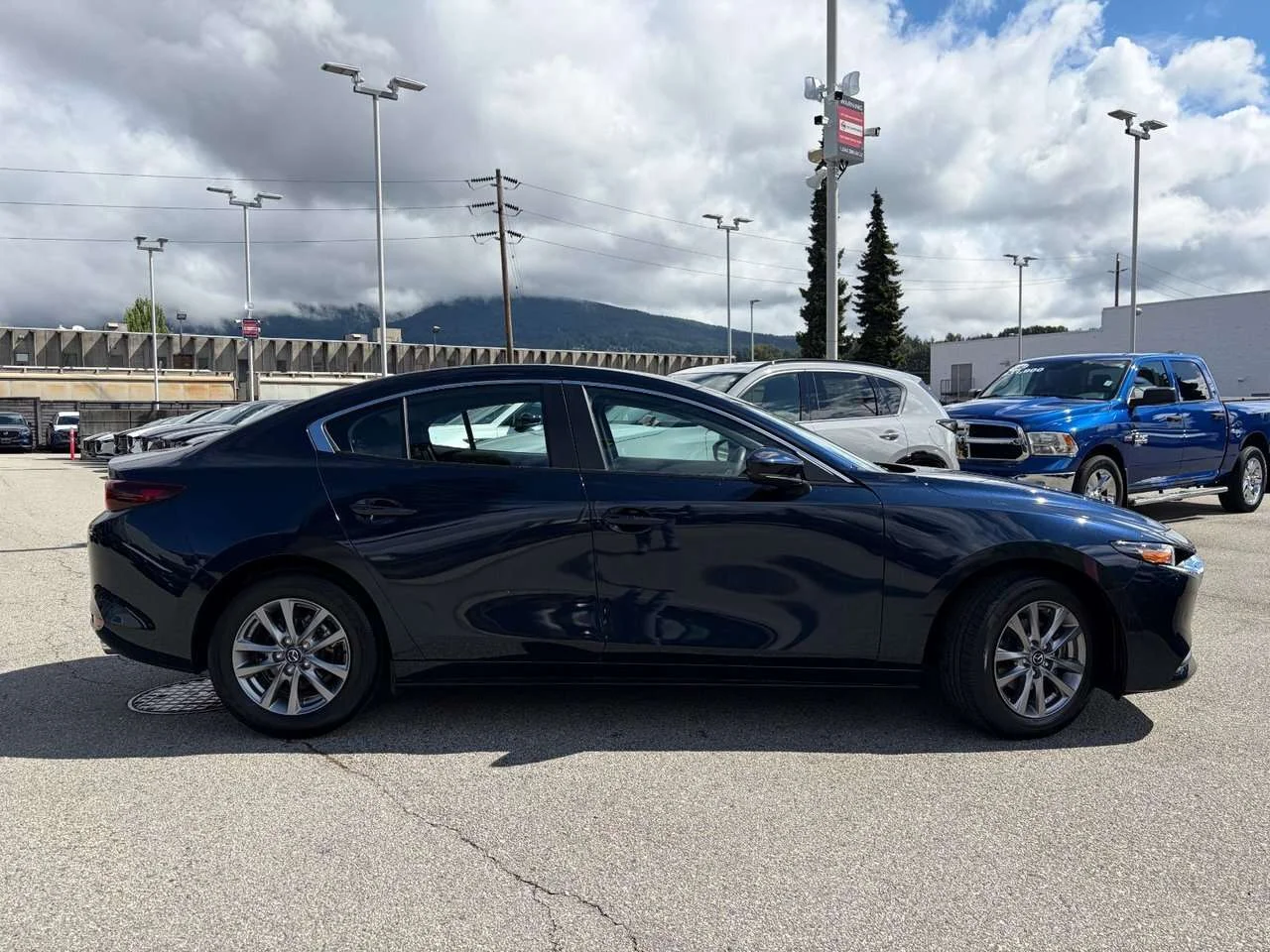 Used 2024 Deep Crystal Blue Mica Mazda GS image 5