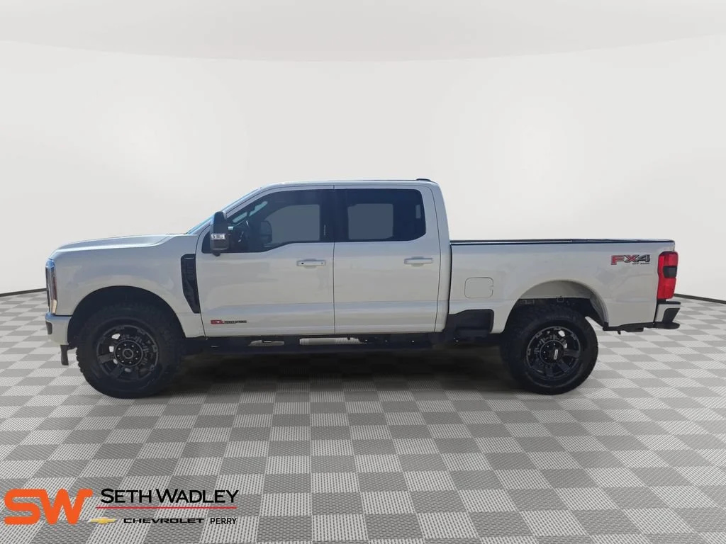 Used 2024 White Ford LARIAT image 4