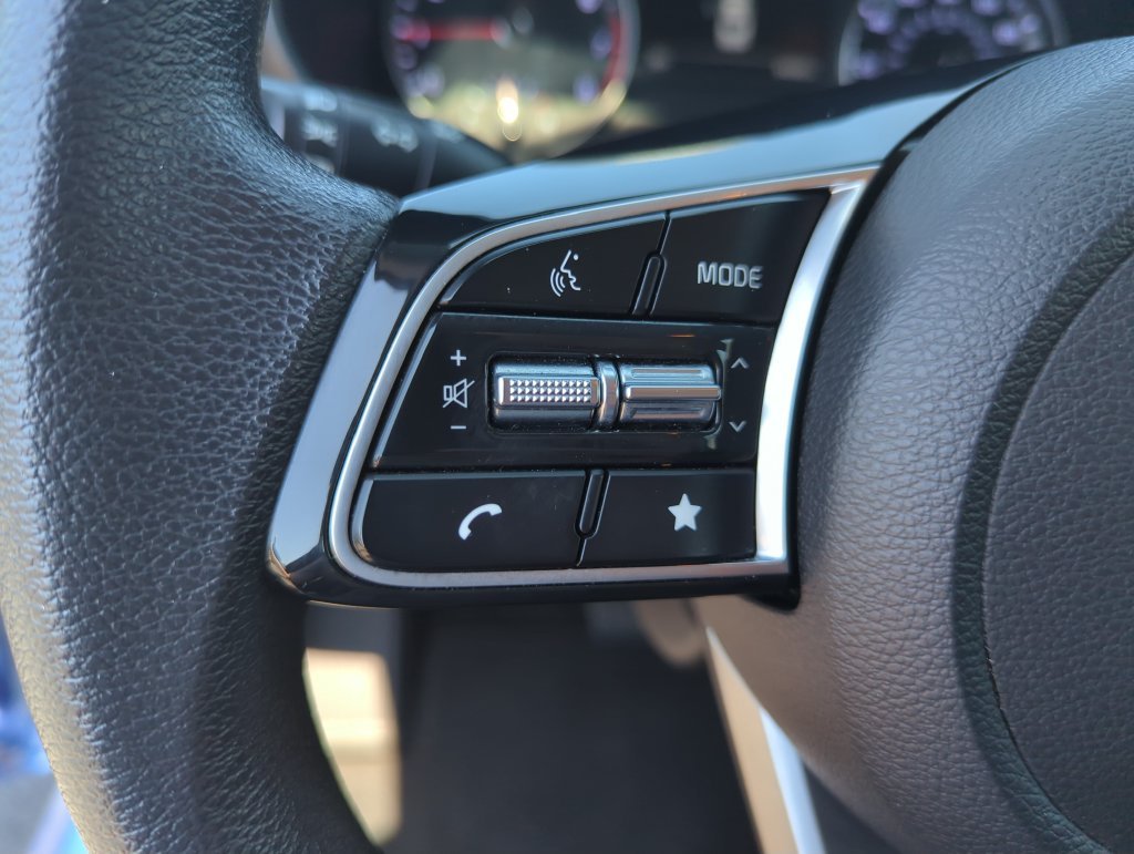 Used 2023 Blue Kia LXS image 22