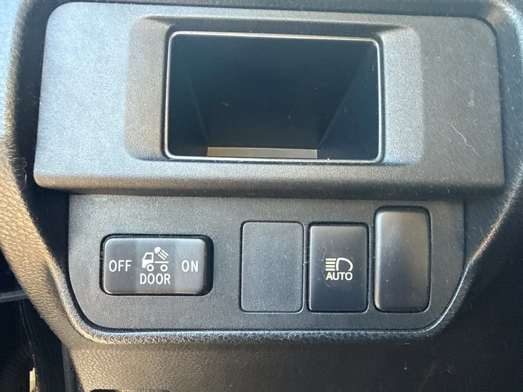 Used 2018 Black Toyota SR image 11