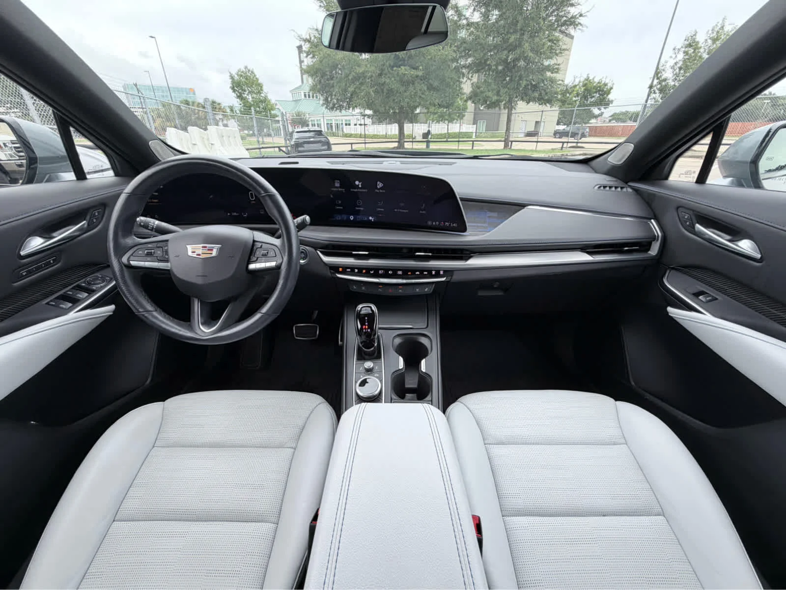 Used 2024 Argent Silver Metallic Cadillac Sport image 26