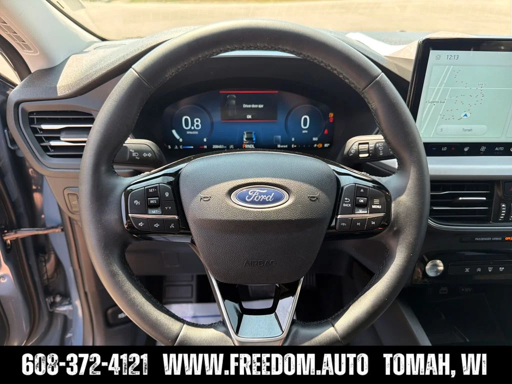 Used 2025 Black Ford Platinum image 14