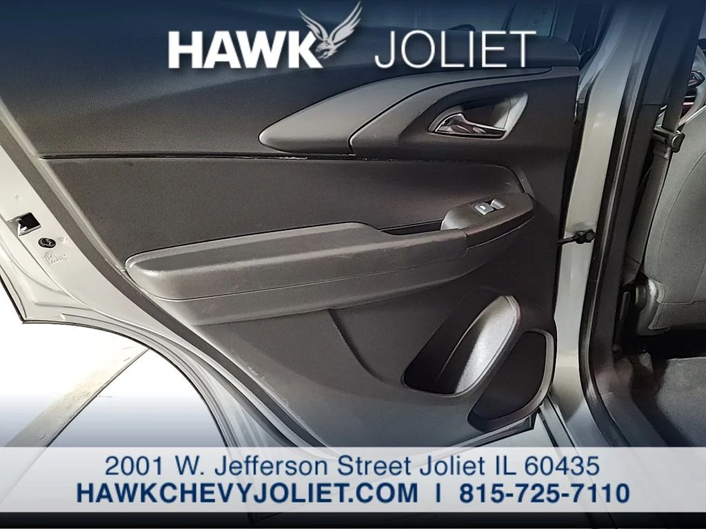Used 2025 Gray Chevrolet LT image 19