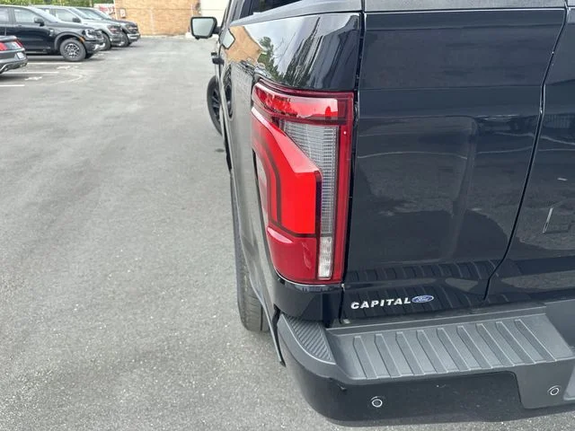 Used 2025 Black Ford Platinum image 25