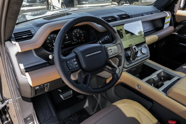 New 2026 Santorini Black Land Rover X image 3