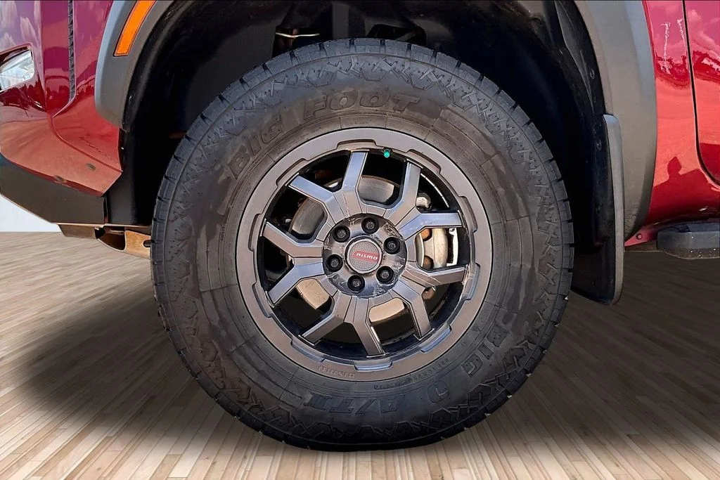 Used 2022 Red Nissan PRO-4X image 8