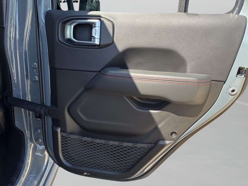 New 2026 Anvil Clear-Coat Exterior Paint Jeep Rubicon X image 36