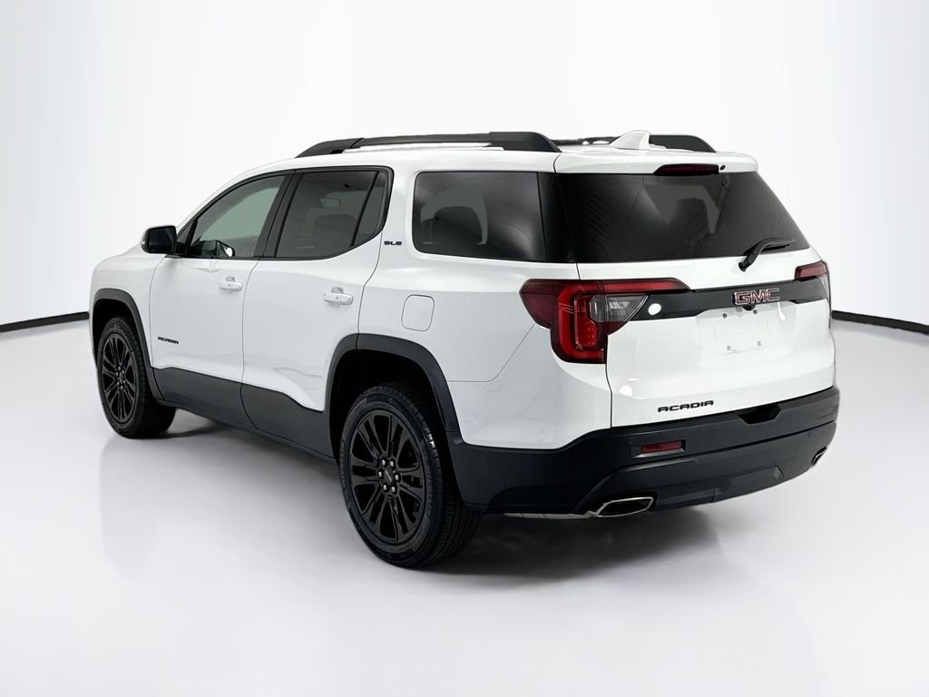 Used 2023 Summit White GMC SLE image 7