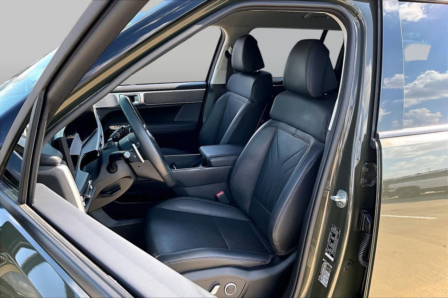 Certified Used 2024 Rockwood Green Hyundai SEL image 8