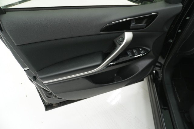2026 Mitsubishi Eclipse Cross LE - Photo 14