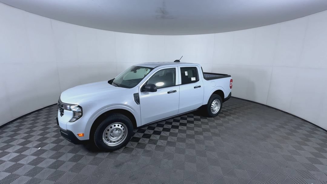 New 2026 Space White Metallic Ford XL image 4