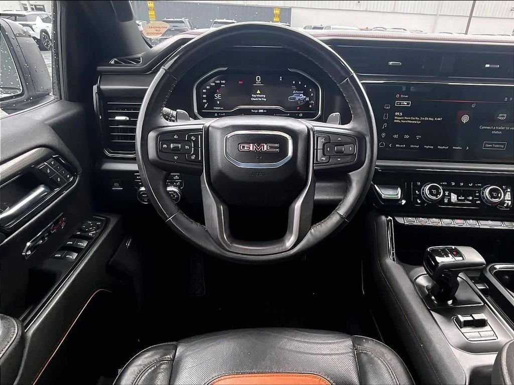 Used 2024 White GMC AT4 image 27