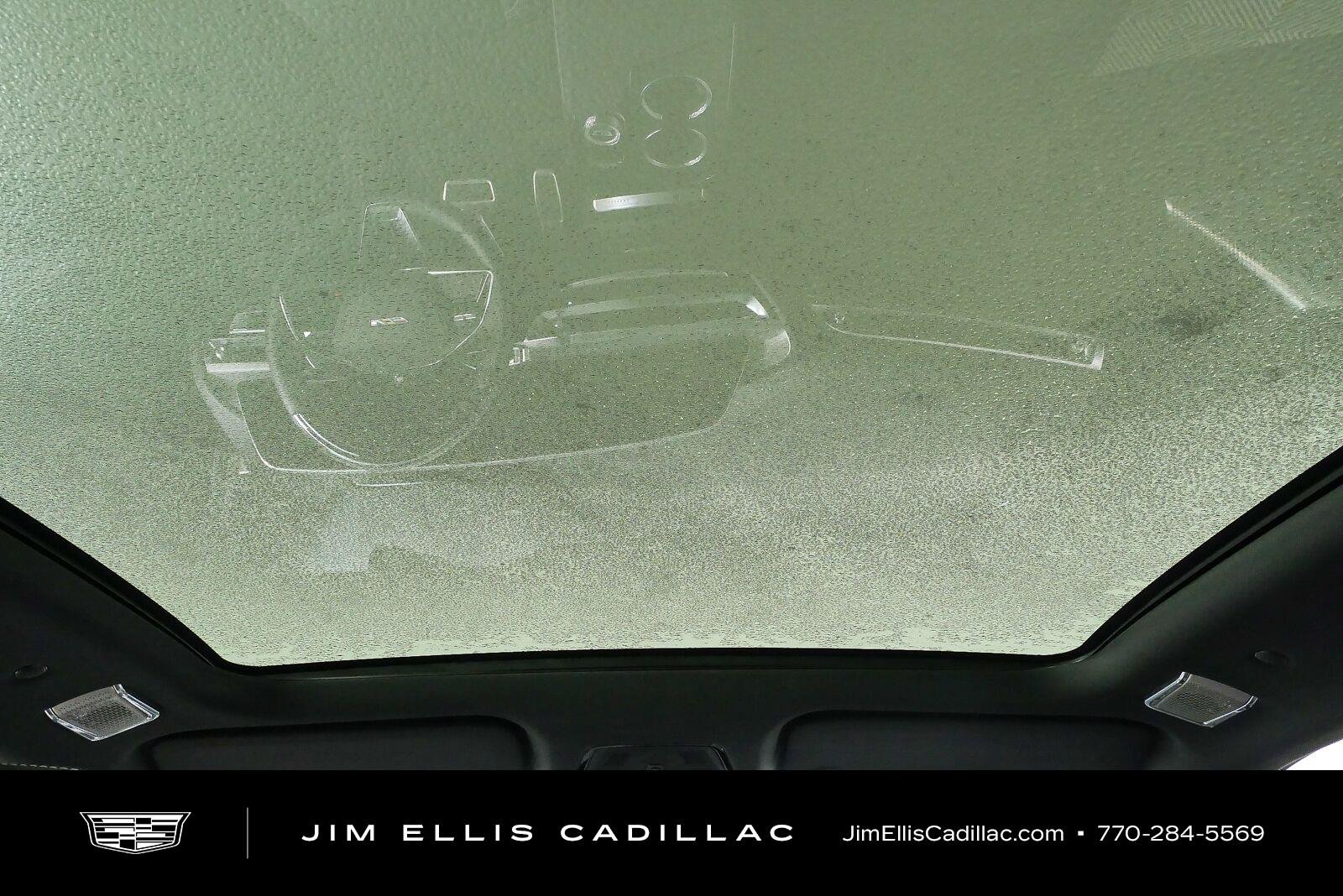 Used 2026 Emerald Lake Metallic Cadillac V-Series image 17