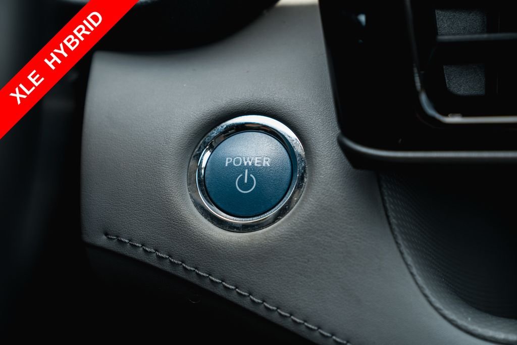 Used 2022 Magnetic Gray Metallic Toyota XLE image 13