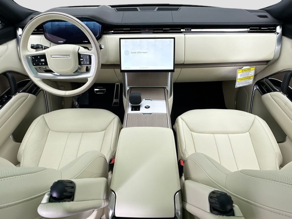New 2026 Batumi Gold LAND ROVER SE LWB 7-Seats / V8 image 13