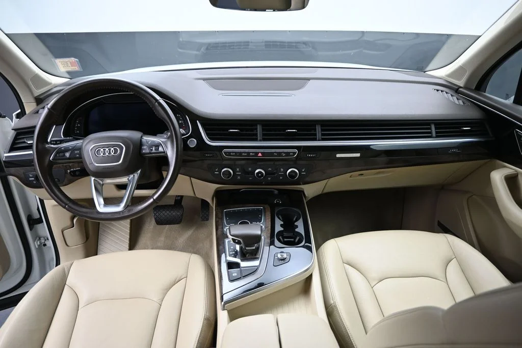 Used 2019 White Audi 55 Premium Plus image 17