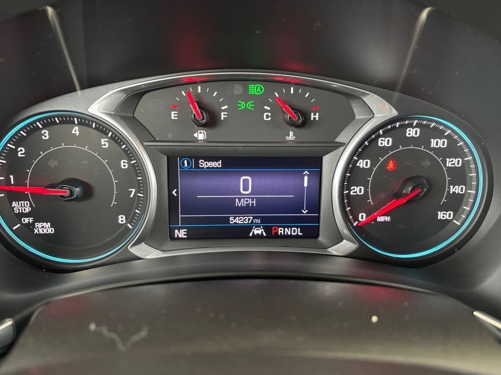 Used 2022 Mosaic Black Metallic Chevrolet LT image 19