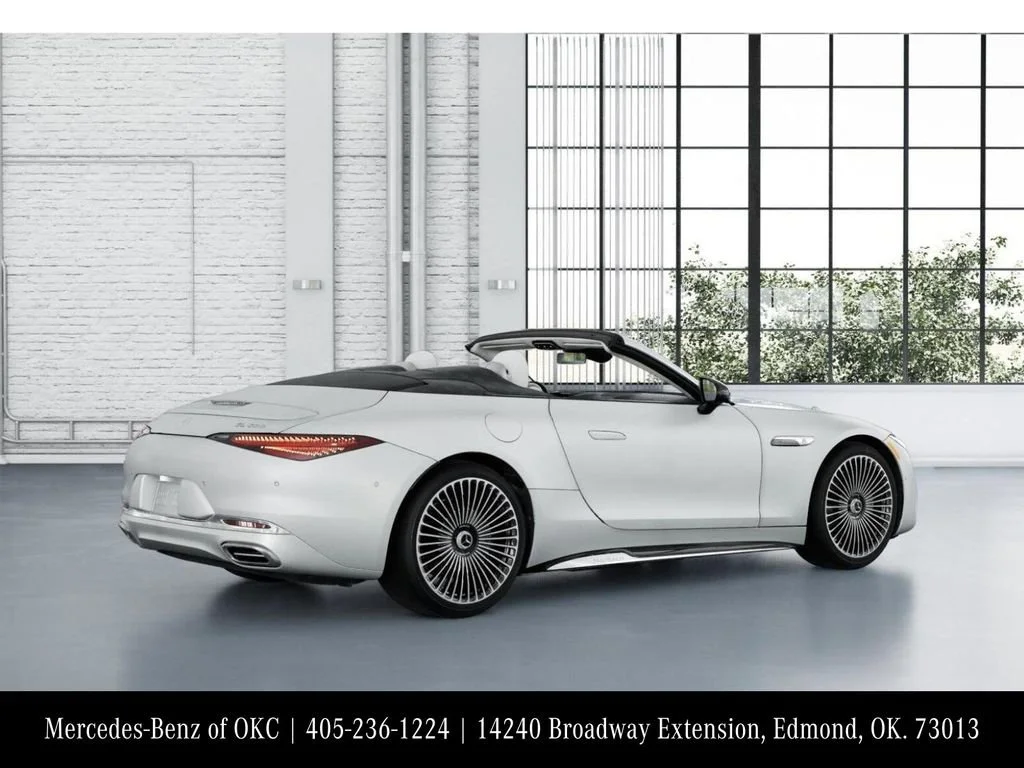 New 2026 MANUFAKTUR moonlight white magno (White Ambiance) Mercedes-Benz Maybach SL 680 image 62
